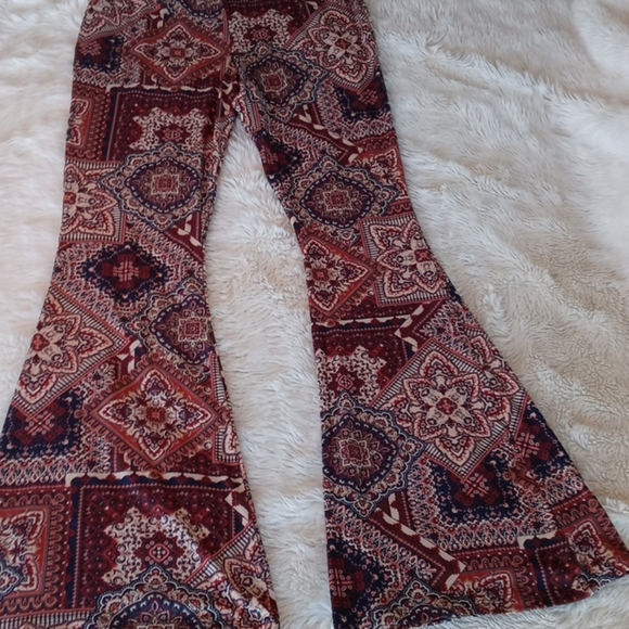 Daytrip Pants - Buckle - Daytrip flare soft legging pants Size M